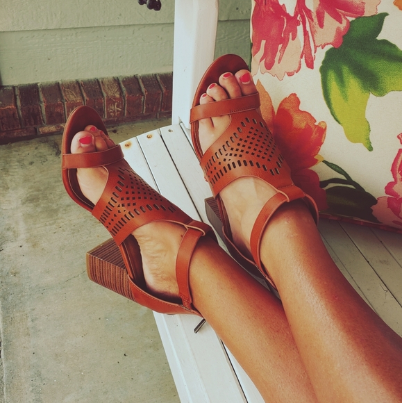 BAMBOO Shoes - Bamboo Stacked Laser Cut Heel